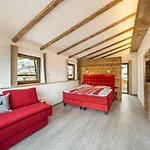 Almdorf Auszeit Fageralm Dağ evi