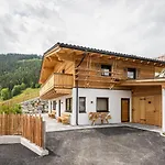 Almdorf Auszeit Fageralm Dağ evi