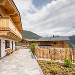 Dağ evi Almdorf Auszeit Fageralm Forstau (Salzburg)
